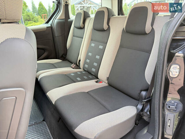 Черный Ситроен Берлинго, объемом двигателя 1.6 л и пробегом 208 тыс. км за 9250 $, фото 66 на Automoto.ua