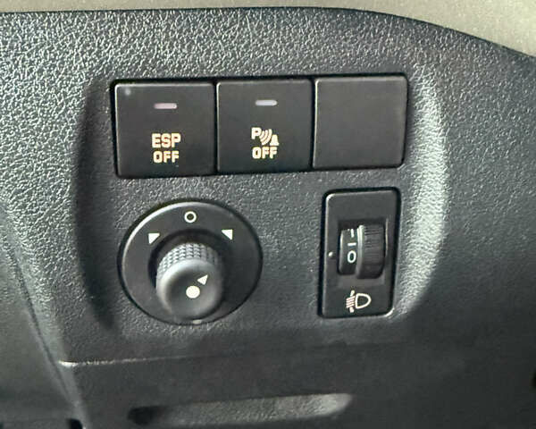 Чорний Сітроен Берлінго, об'ємом двигуна 1.6 л та пробігом 243 тис. км за 8999 $, фото 43 на Automoto.ua