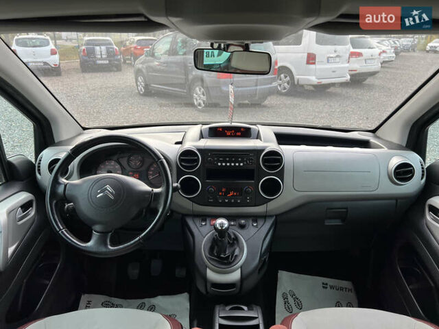 Черный Ситроен Берлинго, объемом двигателя 1.6 л и пробегом 286 тыс. км за 8900 $, фото 13 на Automoto.ua