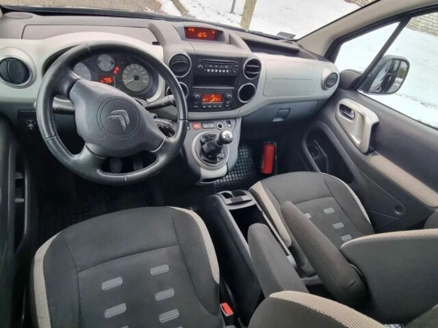 Чорний Сітроен Берлінго, об'ємом двигуна 1.6 л та пробігом 200 тис. км за 5200 $, фото 16 на Automoto.ua