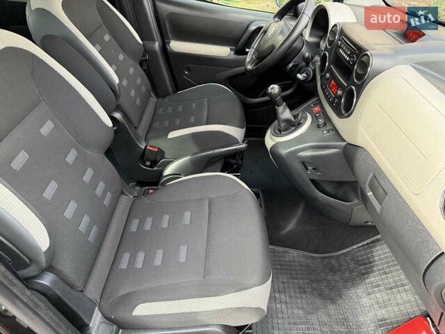 Черный Ситроен Берлинго, объемом двигателя 1.6 л и пробегом 208 тыс. км за 9250 $, фото 76 на Automoto.ua