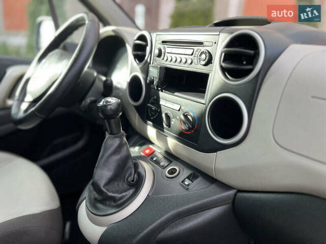 Ситроен Берлинго 2012 в Стрые на Automoto.ua Черный Ситроен Берлинго, объемом двигателя 1.6 л и пробегом 243 тыс. км за 8900 $, фото 38 на Automoto.ua