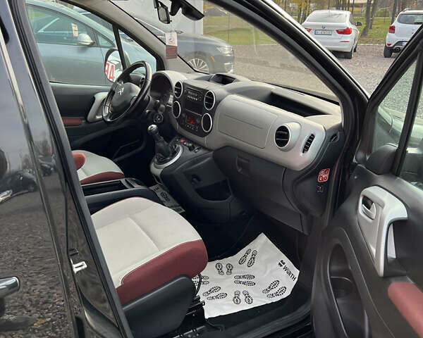 Черный Ситроен Берлинго, объемом двигателя 1.6 л и пробегом 286 тыс. км за 8900 $, фото 15 на Automoto.ua