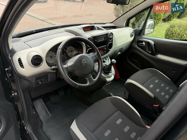 Черный Ситроен Берлинго, объемом двигателя 1.6 л и пробегом 208 тыс. км за 9250 $, фото 41 на Automoto.ua