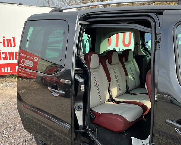 Черный Ситроен Берлинго, объемом двигателя 1.6 л и пробегом 286 тыс. км за 8900 $, фото 16 на Automoto.ua