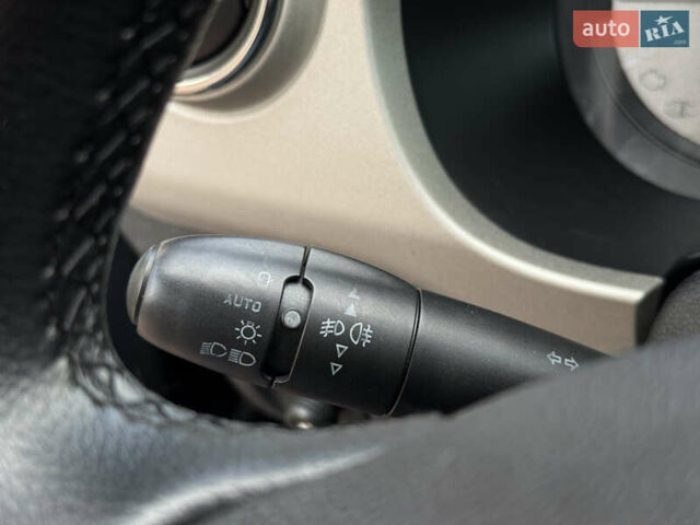 Черный Ситроен Берлинго, объемом двигателя 1.6 л и пробегом 208 тыс. км за 9250 $, фото 51 на Automoto.ua