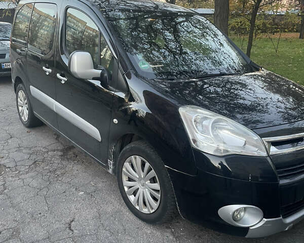Черный Ситроен Берлинго, объемом двигателя 1.6 л и пробегом 190 тыс. км за 6200 $, фото 2 на Automoto.ua