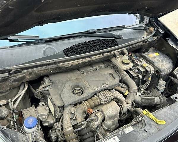 Чорний Сітроен Берлінго, об'ємом двигуна 1.56 л та пробігом 305 тис. км за 8000 $, фото 27 на Automoto.ua