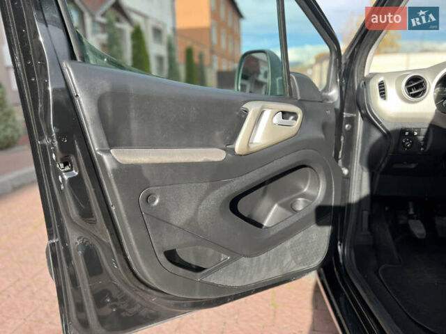 Ситроен Берлинго 2012 в Стрые на Automoto.ua Черный Ситроен Берлинго, объемом двигателя 1.6 л и пробегом 243 тыс. км за 8900 $, фото 18 на Automoto.ua