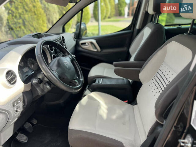 Ситроен Берлинго 2012 в Стрые на Automoto.ua Черный Ситроен Берлинго, объемом двигателя 1.6 л и пробегом 243 тыс. км за 8900 $, фото 16 на Automoto.ua