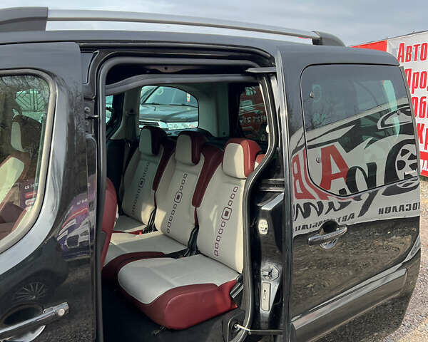 Черный Ситроен Берлинго, объемом двигателя 1.6 л и пробегом 286 тыс. км за 8900 $, фото 17 на Automoto.ua