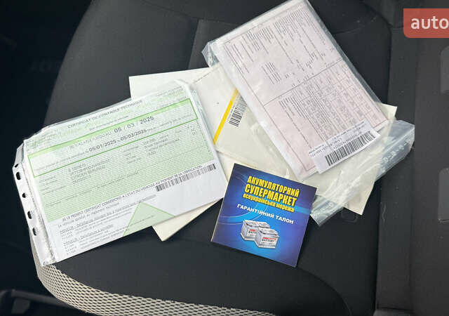 Черный Ситроен Берлинго, объемом двигателя 1.6 л и пробегом 270 тыс. км за 8250 $, фото 21 на Automoto.ua