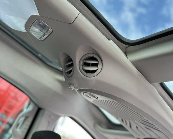 Черный Ситроен Берлинго, объемом двигателя 1.6 л и пробегом 187 тыс. км за 13500 $, фото 20 на Automoto.ua