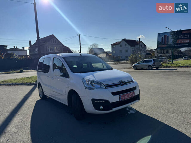 Чорний Сітроен Берлінго, об'ємом двигуна 0 л та пробігом 111 тис. км за 8600 $, фото 10 на Automoto.ua