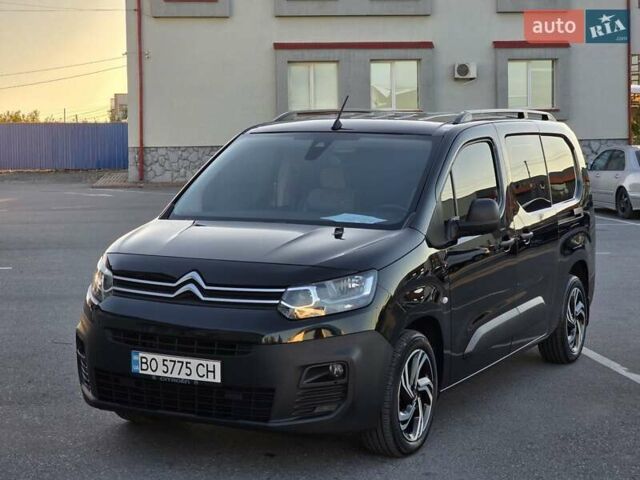 Черный Ситроен Берлинго, объемом двигателя 1.5 л и пробегом 99 тыс. км за 18999 $, фото 1 на Automoto.ua