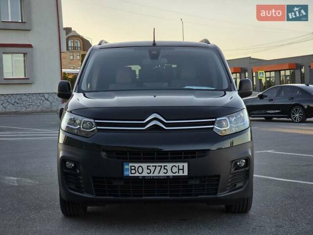 Черный Ситроен Берлинго, объемом двигателя 1.5 л и пробегом 99 тыс. км за 18999 $, фото 2 на Automoto.ua