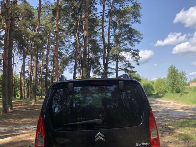 Черный Ситроен Берлинго, объемом двигателя 1.6 л и пробегом 276 тыс. км за 7000 $, фото 5 на Automoto.ua