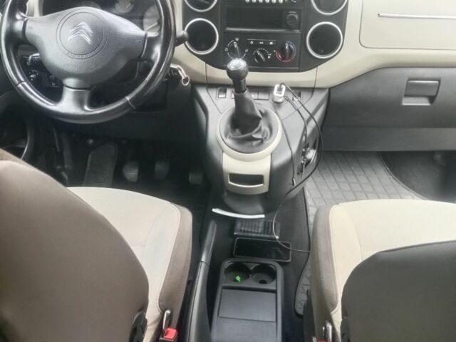 Чорний Сітроен Берлінго, об'ємом двигуна 1 л та пробігом 226 тис. км за 8950 $, фото 3 на Automoto.ua