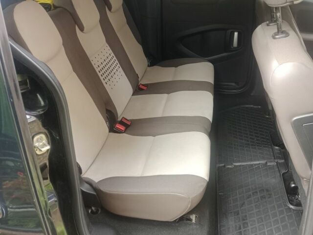 Чорний Сітроен Берлінго, об'ємом двигуна 1 л та пробігом 226 тис. км за 8950 $, фото 5 на Automoto.ua