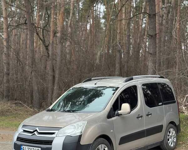 Коричневый Ситроен Берлинго, объемом двигателя 1.6 л и пробегом 235 тыс. км за 6450 $, фото 4 на Automoto.ua