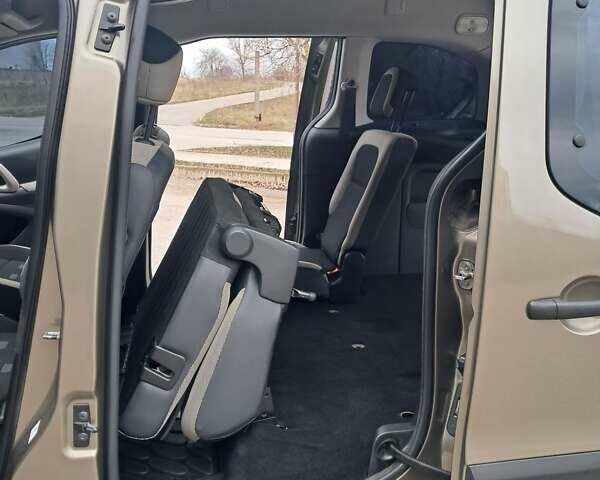 Коричневый Ситроен Берлинго, объемом двигателя 1.6 л и пробегом 191 тыс. км за 8950 $, фото 41 на Automoto.ua