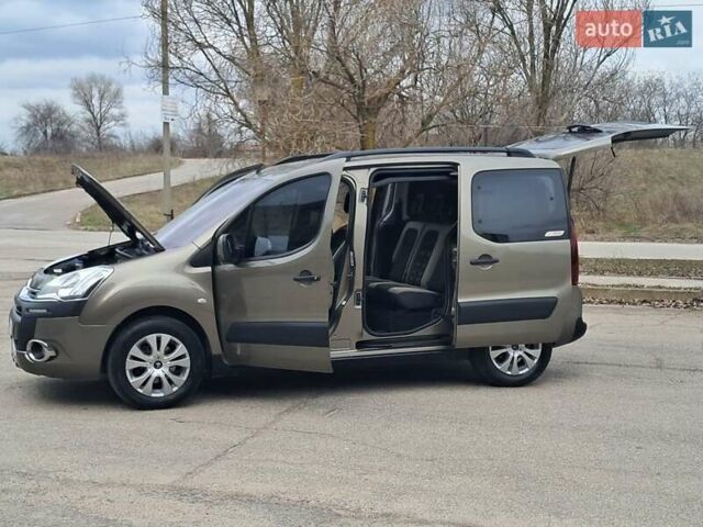 Коричневый Ситроен Берлинго, объемом двигателя 1.6 л и пробегом 191 тыс. км за 8950 $, фото 18 на Automoto.ua