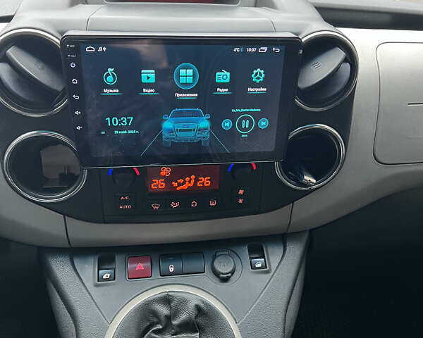 Коричневый Ситроен Берлинго, объемом двигателя 1.56 л и пробегом 383 тыс. км за 7000 $, фото 15 на Automoto.ua