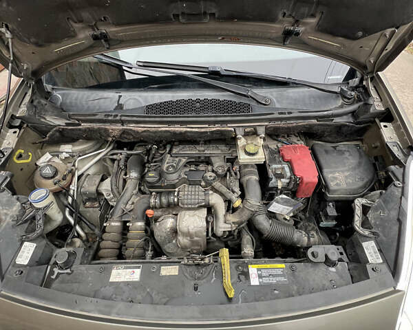 Коричневый Ситроен Берлинго, объемом двигателя 1.56 л и пробегом 383 тыс. км за 7000 $, фото 16 на Automoto.ua