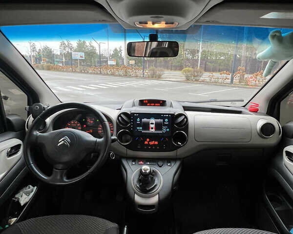 Коричневый Ситроен Берлинго, объемом двигателя 1.56 л и пробегом 383 тыс. км за 7000 $, фото 13 на Automoto.ua