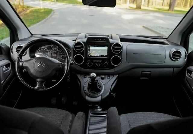 Коричневый Ситроен Берлинго, объемом двигателя 1.6 л и пробегом 140 тыс. км за 7200 $, фото 10 на Automoto.ua