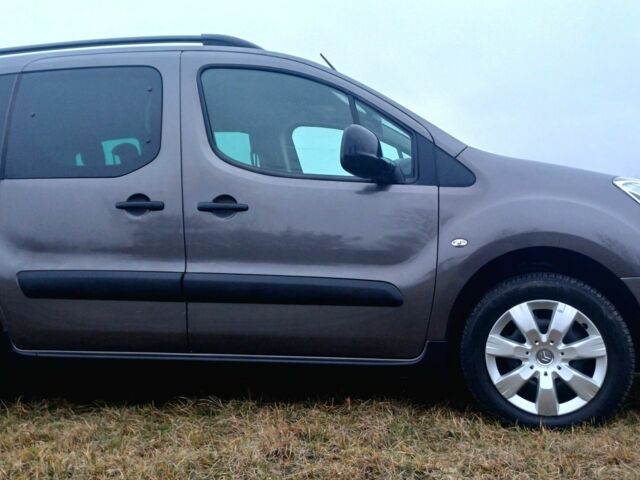 Коричневий Сітроен Берлінго, об'ємом двигуна 1.6 л та пробігом 187 тис. км за 13500 $, фото 1 на Automoto.ua