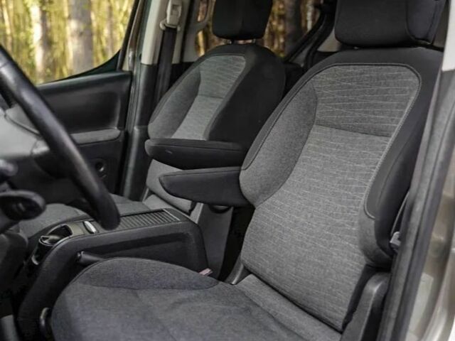 Коричневый Ситроен Берлинго, объемом двигателя 1.6 л и пробегом 140 тыс. км за 7200 $, фото 12 на Automoto.ua