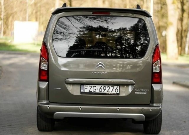 Коричневый Ситроен Берлинго, объемом двигателя 1.6 л и пробегом 140 тыс. км за 7200 $, фото 19 на Automoto.ua