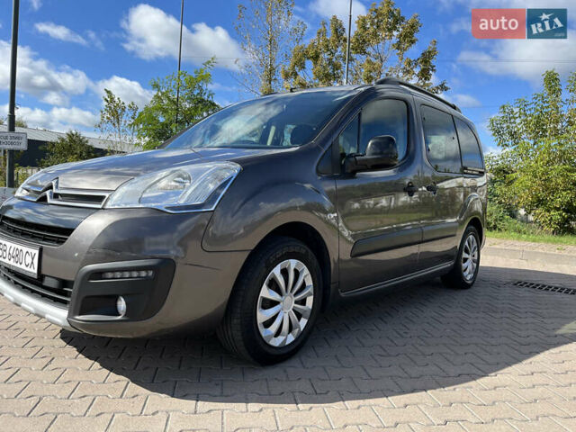 Коричневий Сітроен Берлінго, об'ємом двигуна 1.56 л та пробігом 237 тис. км за 9900 $, фото 1 на Automoto.ua