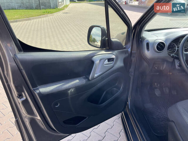 Коричневий Сітроен Берлінго, об'ємом двигуна 1.56 л та пробігом 237 тис. км за 9900 $, фото 14 на Automoto.ua