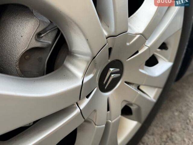 Коричневый Ситроен Берлинго, объемом двигателя 1.6 л и пробегом 182 тыс. км за 11950 $, фото 18 на Automoto.ua