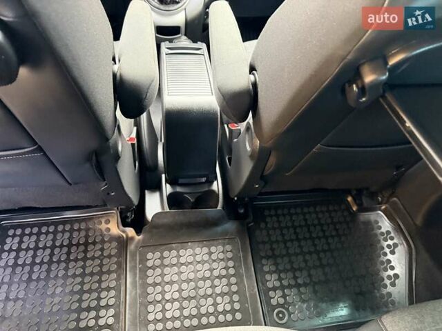 Коричневый Ситроен Берлинго, объемом двигателя 1.6 л и пробегом 182 тыс. км за 11950 $, фото 129 на Automoto.ua