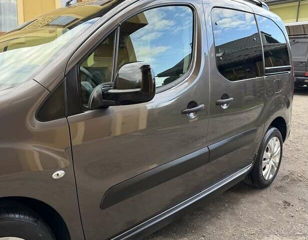 Коричневый Ситроен Берлинго, объемом двигателя 1.6 л и пробегом 182 тыс. км за 11950 $, фото 26 на Automoto.ua