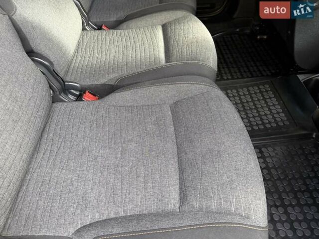 Коричневый Ситроен Берлинго, объемом двигателя 1.6 л и пробегом 182 тыс. км за 11950 $, фото 152 на Automoto.ua