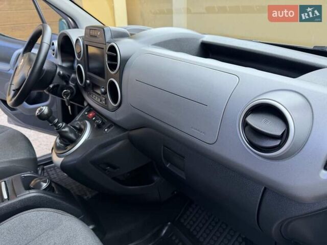 Коричневый Ситроен Берлинго, объемом двигателя 1.6 л и пробегом 182 тыс. км за 11950 $, фото 82 на Automoto.ua