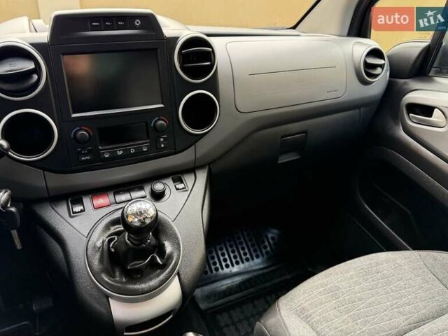Коричневый Ситроен Берлинго, объемом двигателя 1.6 л и пробегом 182 тыс. км за 11950 $, фото 130 на Automoto.ua