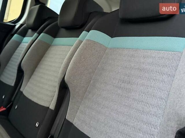 Коричневый Ситроен Берлинго, объемом двигателя 1.56 л и пробегом 138 тыс. км за 16750 $, фото 91 на Automoto.ua