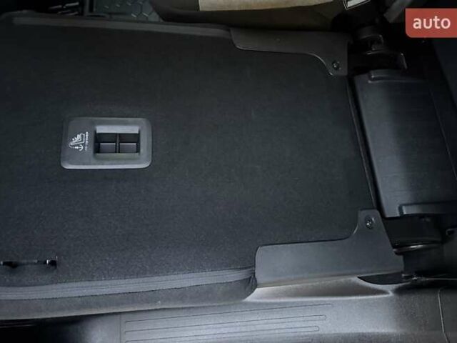 Коричневый Ситроен Берлинго, объемом двигателя 1.56 л и пробегом 138 тыс. км за 16750 $, фото 103 на Automoto.ua