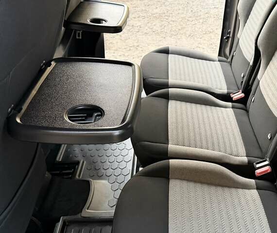 Коричневый Ситроен Берлинго, объемом двигателя 1.56 л и пробегом 138 тыс. км за 16750 $, фото 41 на Automoto.ua