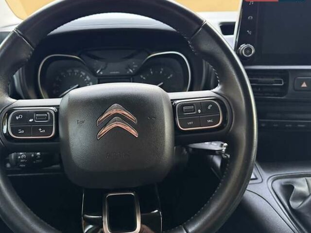 Коричневый Ситроен Берлинго, объемом двигателя 1.56 л и пробегом 138 тыс. км за 16750 $, фото 67 на Automoto.ua