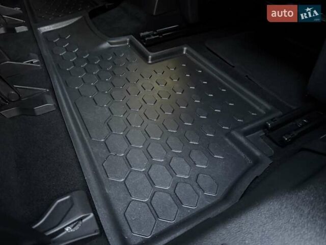 Коричневый Ситроен Берлинго, объемом двигателя 1.56 л и пробегом 138 тыс. км за 16750 $, фото 120 на Automoto.ua