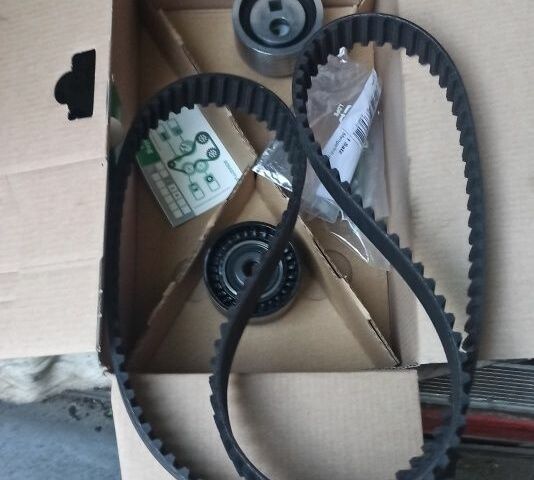 Сітроен Берлінго 2002 у Харкові на Automoto.ua Червоний Сітроен Берлінго, об'ємом двигуна 1.9 л та пробігом 420 тис. км за 1700 $, фото 8 на Automoto.ua