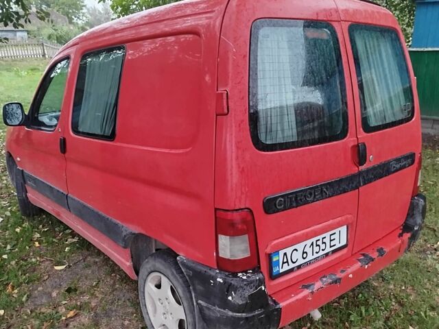 Червоний Сітроен Берлінго, об'ємом двигуна 1.9 л та пробігом 401 тис. км за 2800 $, фото 1 на Automoto.ua