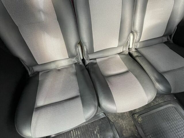 Червоний Сітроен Берлінго, об'ємом двигуна 1.9 л та пробігом 330 тис. км за 3650 $, фото 6 на Automoto.ua