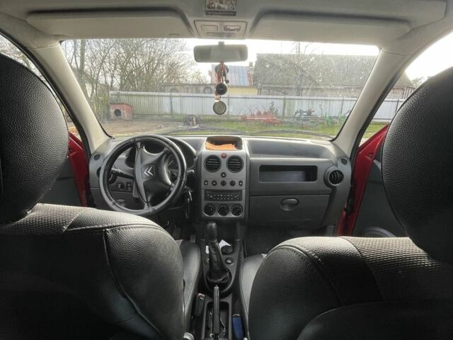 Червоний Сітроен Берлінго, об'ємом двигуна 1.9 л та пробігом 330 тис. км за 3650 $, фото 7 на Automoto.ua